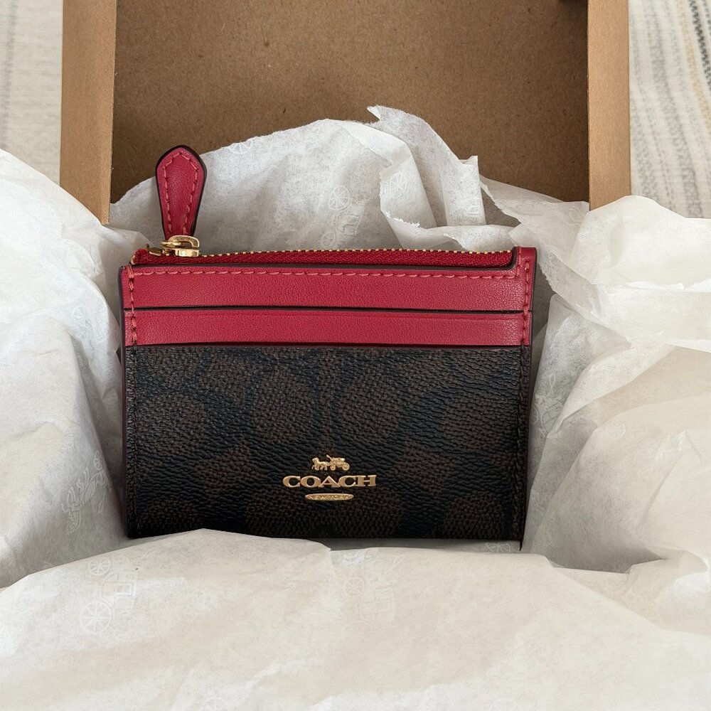 Coach NWT Mini Skinny Id Case In Signature Canvas Red Key Chain GIFT BOX